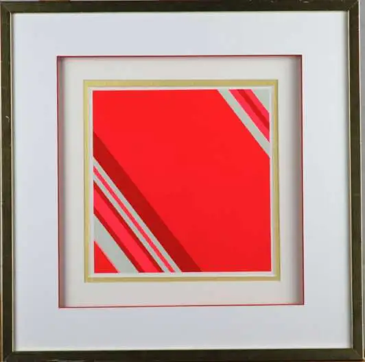 красная диагональ